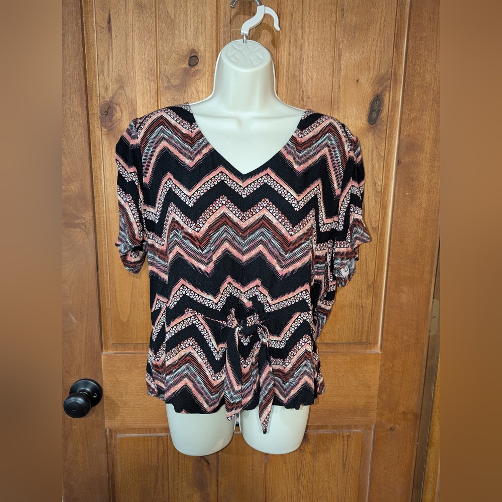 Maurices Chevron Patterned Women's Top